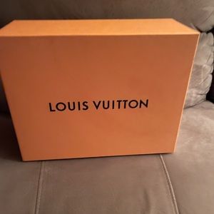 Louis Vuitton Pull Out Box